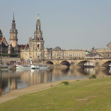 4 Raum Wohnung Mit Balkon Auf 120Sqm In Top Lage Dresden Exterior foto